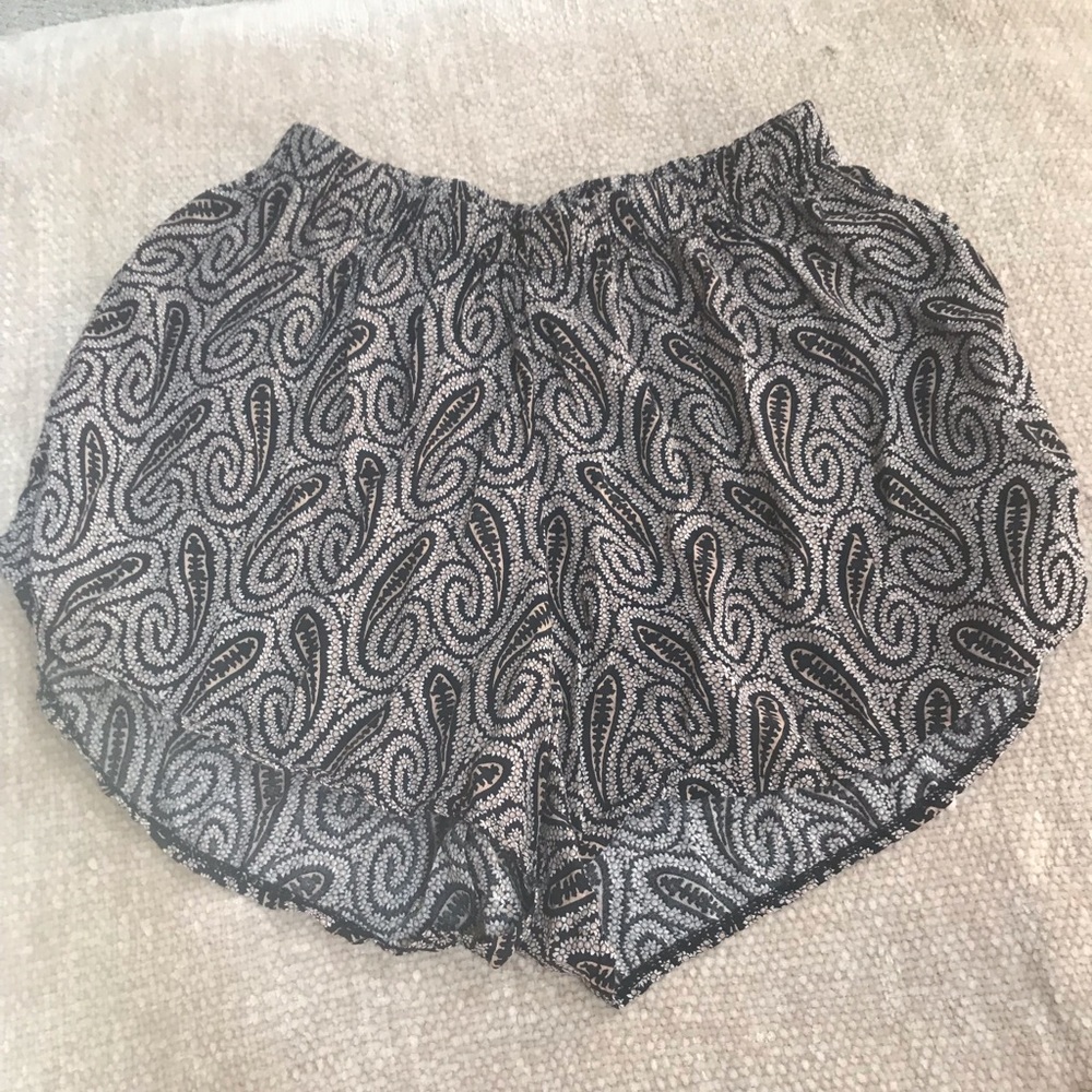 Brandy Melville shorts